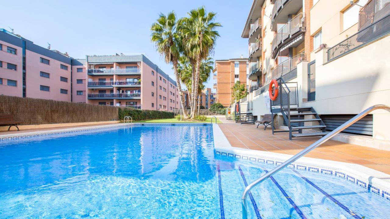 2P-51 - Lloret De Mar Exterior foto